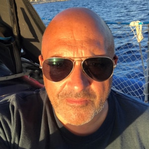 Homme senior de 55 ans de Paris cherche femme métisse