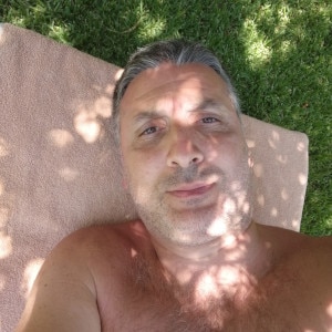 Homme mûr de 49 ans de Paris cherche femme ronde