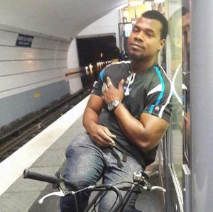 Homme black de 32 ans de Lyon